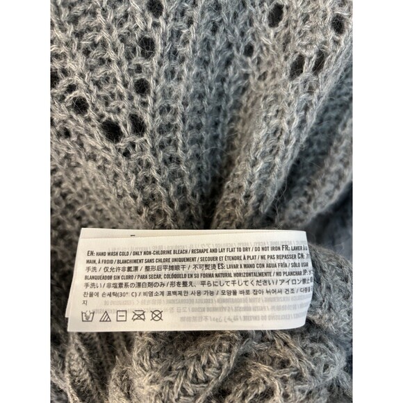 Women's Abercrombie & Fitch‎ Gray Knit Sweater SZ S Soft - Picture 2 of 7